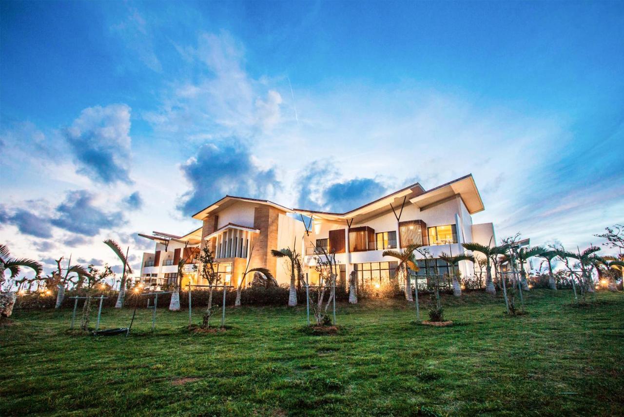 Skyebay Club Hotel Heng-ch'un Kültér fotó
